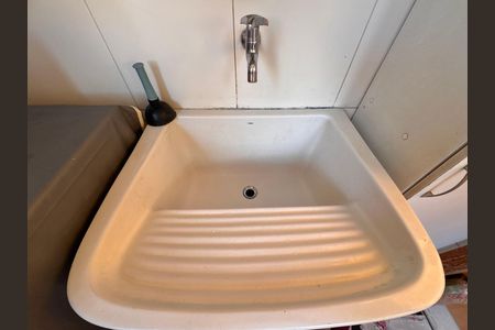 Casa de condomínio à venda com 270m², 4 quartos e 2 vagas