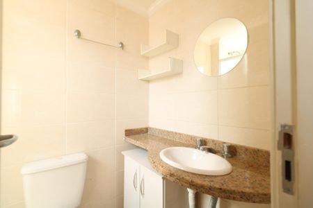 Apartamento para alugar com 69m², 3 quartos e 2 vagas Apartamento para alugar com 69m², 3 quartos e 2 vagasBanheiro da Suíte