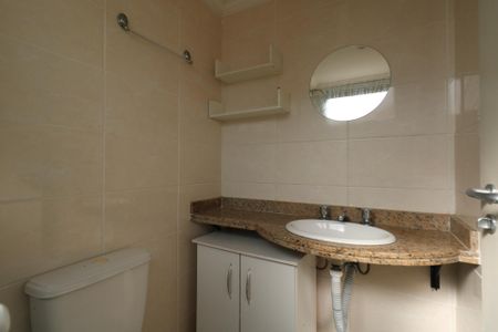 Apartamento para alugar com 69m², 3 quartos e 2 vagas Apartamento para alugar com 69m², 3 quartos e 2 vagasBanheiro da Suíte