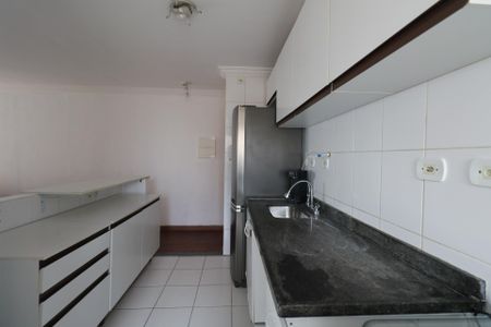 Apartamento para alugar com 69m², 3 quartos e 2 vagas Apartamento para alugar com 69m², 3 quartos e 2 vagasCozinha