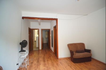 Sala de apartamento para alugar com 1 quarto, 68m² em Vila Ipiranga, Porto Alegre