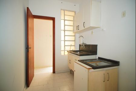 Cozinha de apartamento para alugar com 1 quarto, 68m² em Vila Ipiranga, Porto Alegre