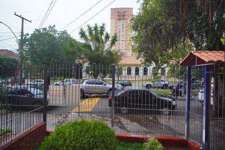 Sala - vista de apartamento para alugar com 1 quarto, 68m² em Vila Ipiranga, Porto Alegre