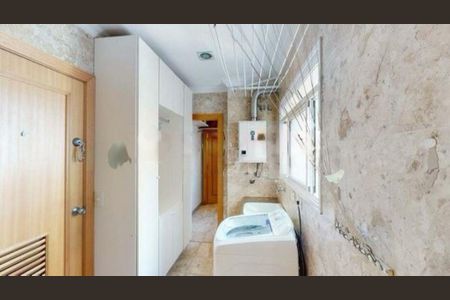 Apartamento à venda com 135m², 4 quartos e 3 vagas