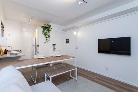 Studio à venda com 32m², 1 quarto e sem vaga Studio à venda com 32m², 1 quarto e sem vagaFoto 04