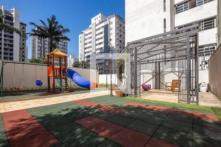 Apartamento à venda com 156m², 2 quartos e 2 vagas Apartamento à venda com 156m², 2 quartos e 2 vagasÁrea comum - Playground