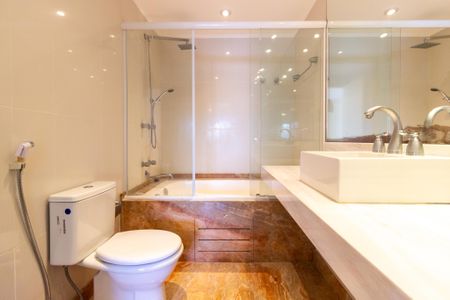 Apartamento à venda com 156m², 2 quartos e 2 vagas Apartamento à venda com 156m², 2 quartos e 2 vagasSuíte 2