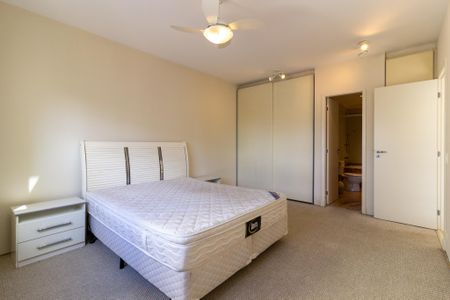 Apartamento à venda com 156m², 2 quartos e 2 vagas Apartamento à venda com 156m², 2 quartos e 2 vagasSuíte 2