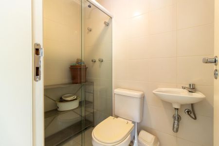 Apartamento à venda com 156m², 2 quartos e 2 vagas Apartamento à venda com 156m², 2 quartos e 2 vagasÁrea de Serviço