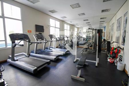 Apartamento à venda com 156m², 2 quartos e 2 vagas Apartamento à venda com 156m², 2 quartos e 2 vagasÁrea comum - Academia