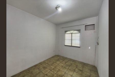 Casa à venda com 100m², 3 quartos e 3 vagas Casa à venda com 100m², 3 quartos e 3 vagasQuarto 1