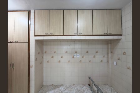 Casa à venda com 100m², 3 quartos e 3 vagas Casa à venda com 100m², 3 quartos e 3 vagasCozinha
