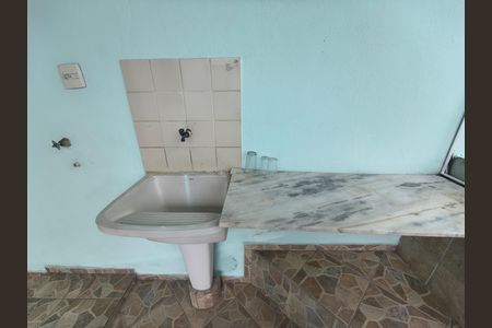 Casa à venda com 100m², 3 quartos e 3 vagas Casa à venda com 100m², 3 quartos e 3 vagasÁrea de Serviço