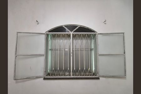 Casa à venda com 100m², 3 quartos e 3 vagas
