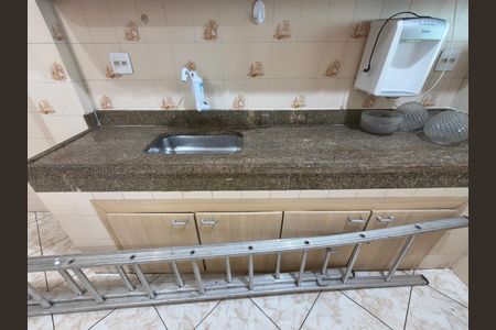 Casa à venda com 100m², 3 quartos e 3 vagas Casa à venda com 100m², 3 quartos e 3 vagasCozinha