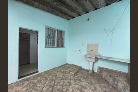 Casa à venda com 100m², 3 quartos e 3 vagas Casa à venda com 100m², 3 quartos e 3 vagasÁrea de Serviço