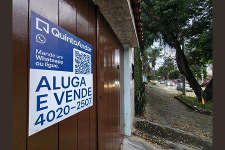 Casa à venda com 100m², 3 quartos e 3 vagas