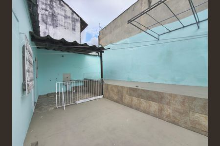 Casa à venda com 100m², 3 quartos e 3 vagas Casa à venda com 100m², 3 quartos e 3 vagasÁrea de Serviço
