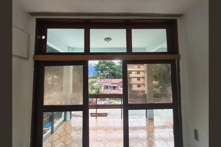 Casa à venda com 100m², 3 quartos e 3 vagas