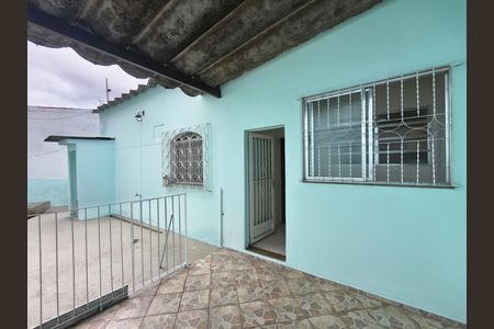 Casa à venda com 100m², 3 quartos e 3 vagas Casa à venda com 100m², 3 quartos e 3 vagasÁrea de Serviço