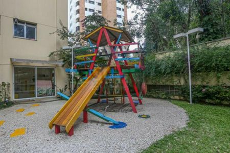 Apartamento à venda com 167m², 2 quartos e 3 vagas