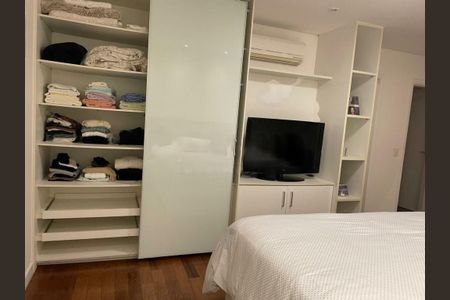 Apartamento à venda com 167m², 2 quartos e 3 vagas