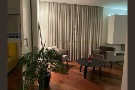 Apartamento à venda com 167m², 2 quartos e 3 vagas