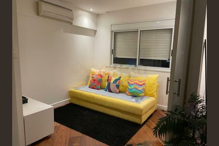 Apartamento à venda com 167m², 2 quartos e 3 vagas