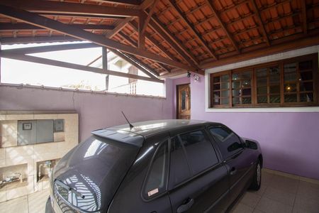 Casa à venda com 127m², 3 quartos e 2 vagasGARAGEM