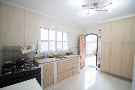 Casa à venda com 127m², 3 quartos e 2 vagasCOZINHA