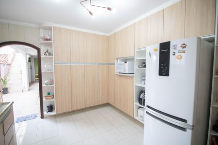 Casa à venda com 127m², 3 quartos e 2 vagasCOZINHA