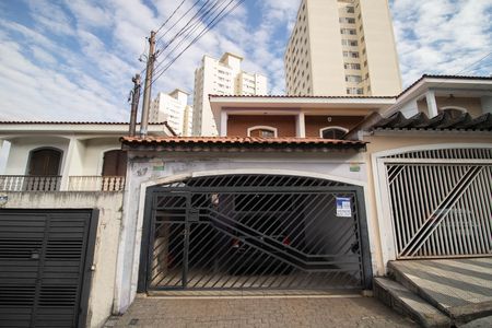 Casa à venda com 127m², 3 quartos e 2 vagasFACHADA