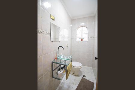 Casa à venda com 127m², 3 quartos e 2 vagasLAVABO