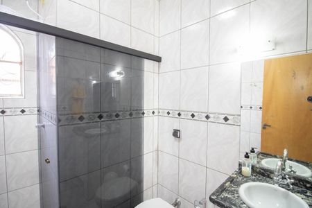 Casa à venda com 127m², 3 quartos e 2 vagasBANHEIRO DA SUÍTE