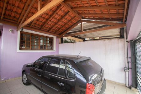 Casa à venda com 127m², 3 quartos e 2 vagasGARAGEM