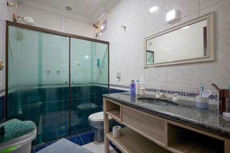 Casa à venda com 230m², 4 quartos e 3 vagas