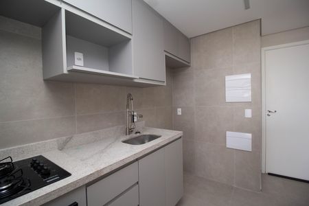 Cozinha de apartamento para alugar com 2 quartos, 70m² em Parque Sao Domingos, São Paulo