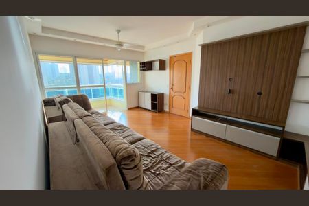 Apartamento à venda com 117m², 3 quartos e 3 vagas Apartamento à venda com 117m², 3 quartos e 3 vagasSala