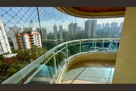 Apartamento à venda com 117m², 3 quartos e 3 vagas Apartamento à venda com 117m², 3 quartos e 3 vagasVaranda da Sala