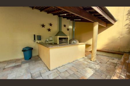 Apartamento à venda com 117m², 3 quartos e 3 vagas Apartamento à venda com 117m², 3 quartos e 3 vagasChurrasqueira