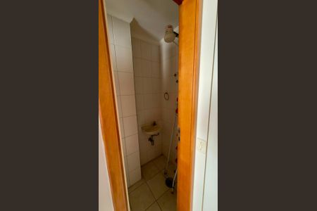 Apartamento à venda com 117m², 3 quartos e 3 vagas Apartamento à venda com 117m², 3 quartos e 3 vagasarea de serviço
