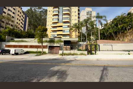 Apartamento à venda com 117m², 3 quartos e 3 vagas Apartamento à venda com 117m², 3 quartos e 3 vagasFachada