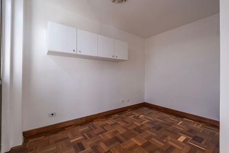 Apartamento para alugar com 180m², 3 quartos e 1 vaga Apartamento para alugar com 180m², 3 quartos e 1 vagaSuíte 2