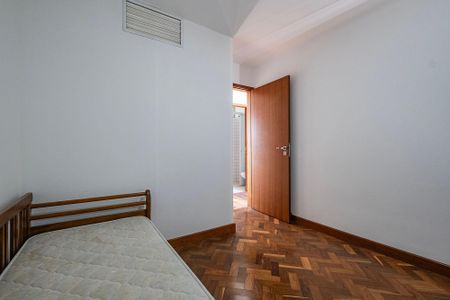 Apartamento para alugar com 180m², 3 quartos e 1 vaga Apartamento para alugar com 180m², 3 quartos e 1 vagaQuarto 3