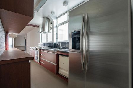 Sala/Cozinha de apartamento à venda com 3 quartos, 180m² em Pinheiros, São Paulo