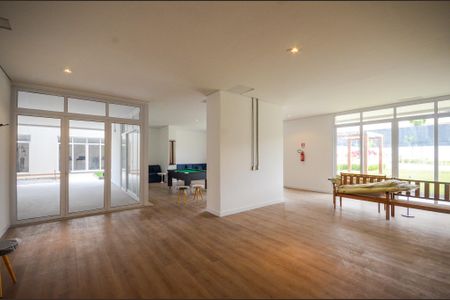 Apartamento para alugar com 70m², 2 quartos e 2 vagas Apartamento para alugar com 70m², 2 quartos e 2 vagasSala de Jogos