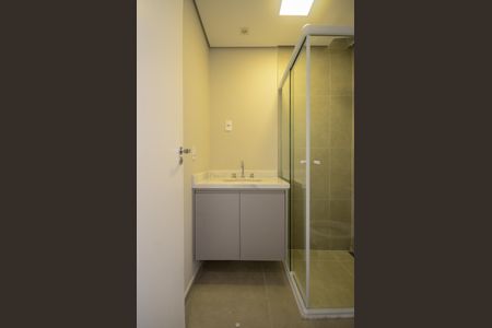 Apartamento para alugar com 70m², 2 quartos e 2 vagas Apartamento para alugar com 70m², 2 quartos e 2 vagasBanheiro