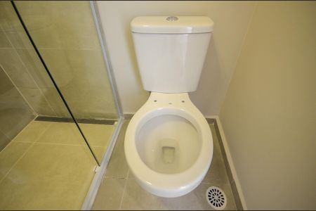 Apartamento para alugar com 70m², 2 quartos e 2 vagas Apartamento para alugar com 70m², 2 quartos e 2 vagasBanheiro
