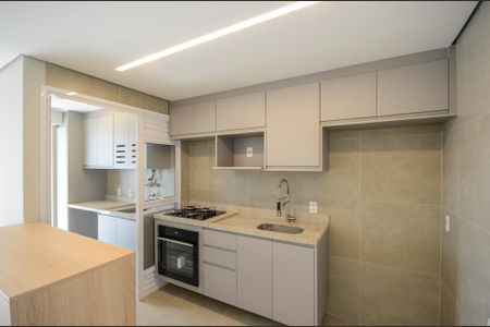 Apartamento para alugar com 70m², 2 quartos e 2 vagas Apartamento para alugar com 70m², 2 quartos e 2 vagasCozinha