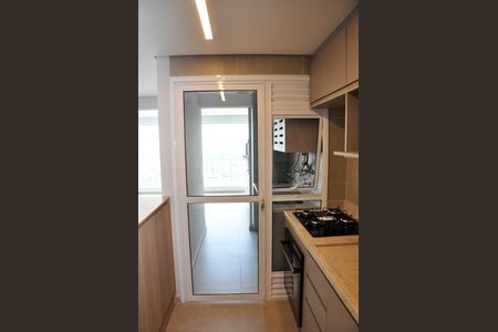 Detalhe - Área de Serviço de apartamento para alugar com 2 quartos, 70m² em Parque Sao Domingos, São Paulo
